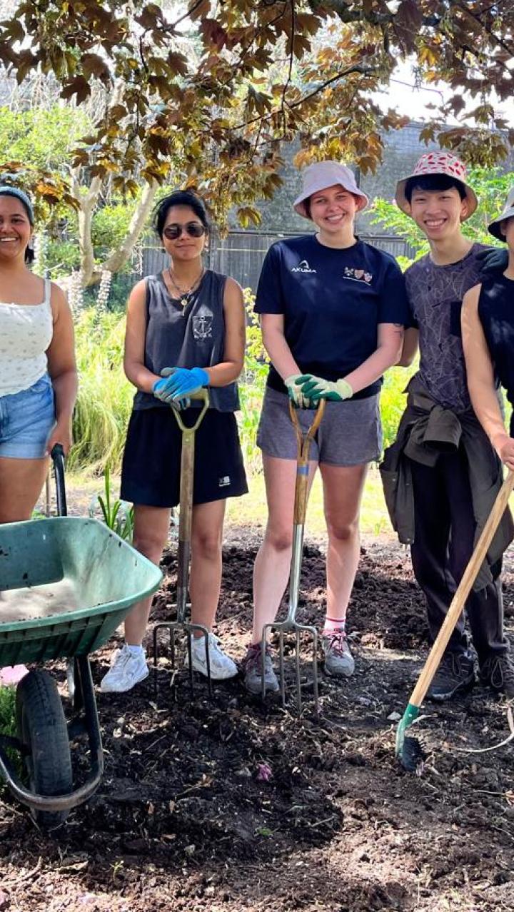 Gardening club