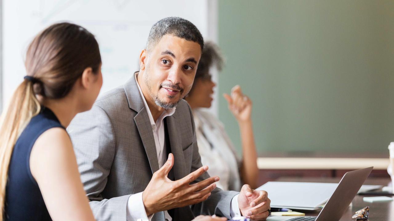 Man and woman talking 