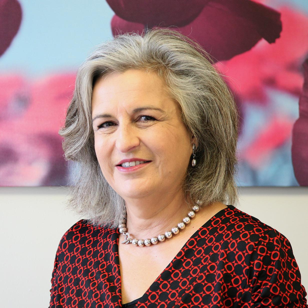 Julia Scott