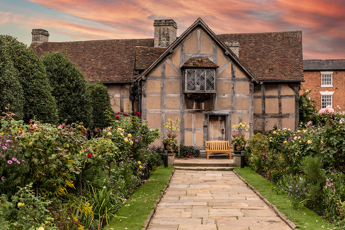 coach hire to stratford-upon-avon