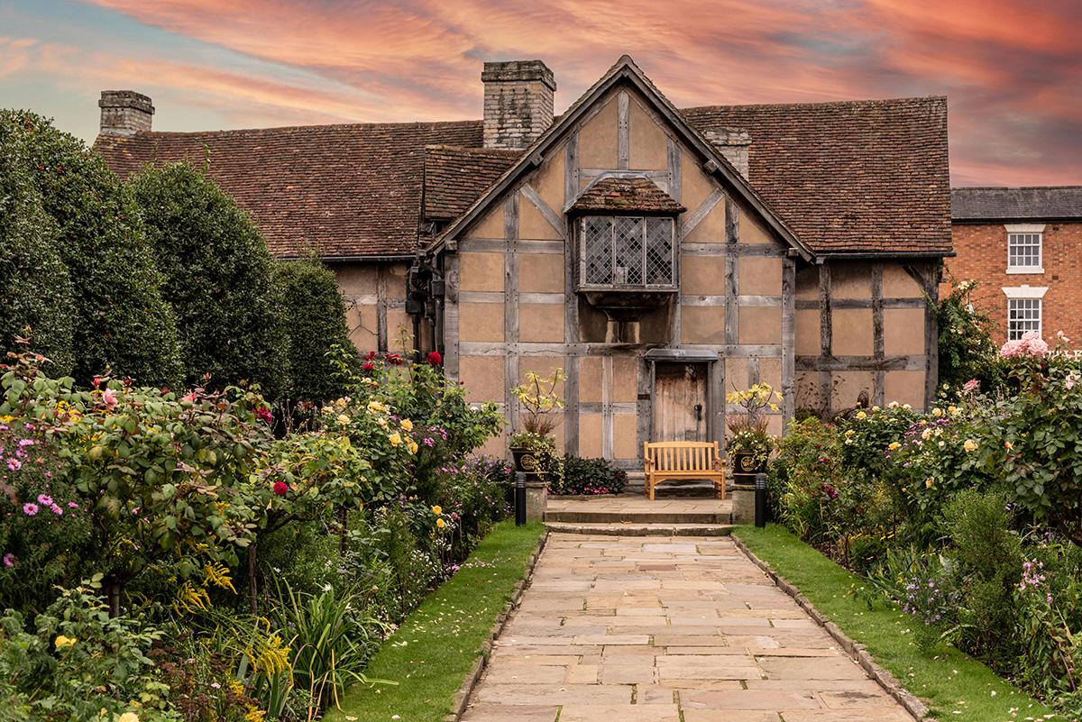 coach hire to stratford-upon-avon