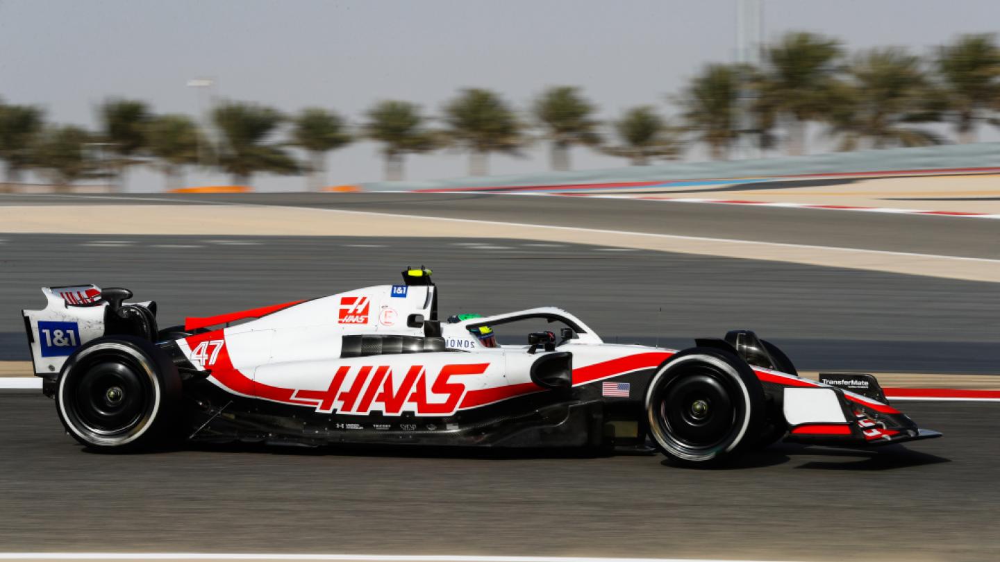 Haas VF-22