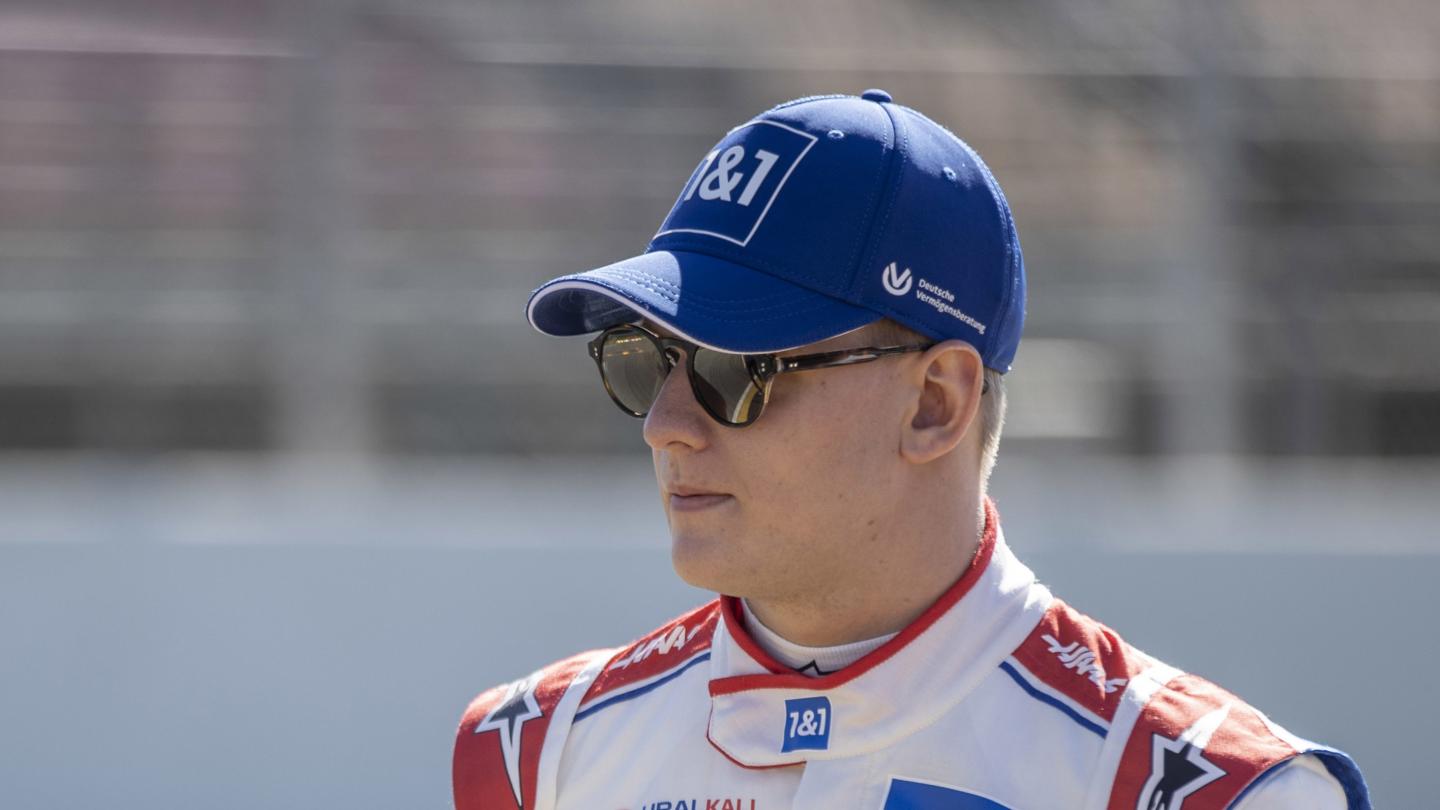 Mick Schumacher wears Maui Jim sunglasses